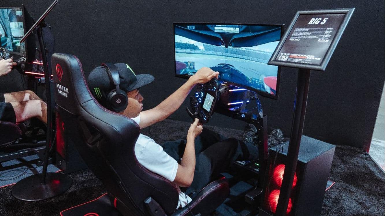 O primeiro evento da SimRacing Expo nos EUA prova que os simuladores de direção finalmente alcançaram o mainstream americano.