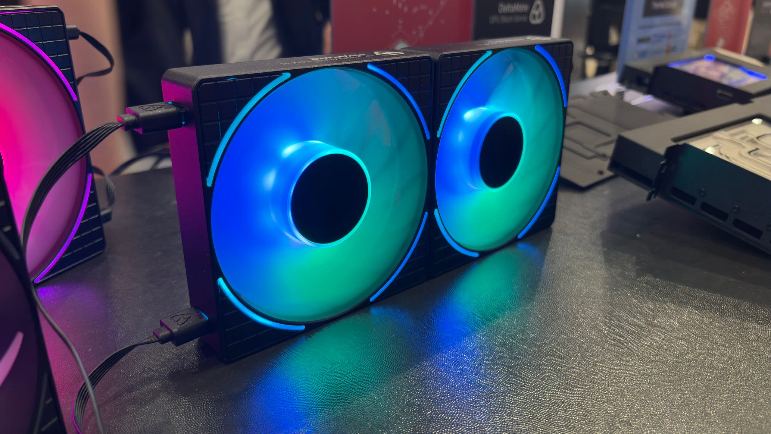 Thermal Grizzly entra no mercado de ventoinhas para PC e, claro, foca mais em engenharia de qualidade do que em RGB, embora também conte com isso.